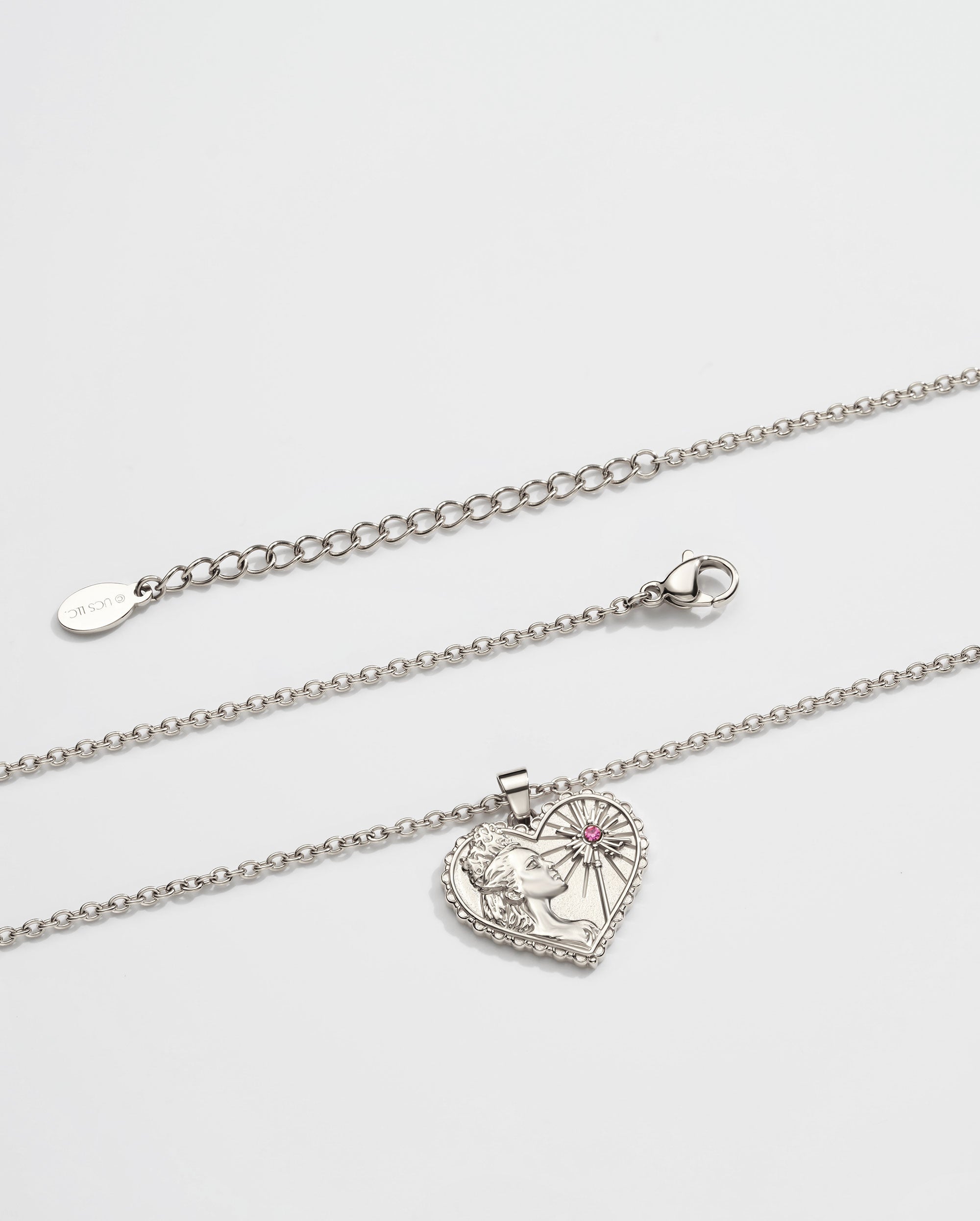 WICKED X OUFER Glinda Portrait Heart Necklace