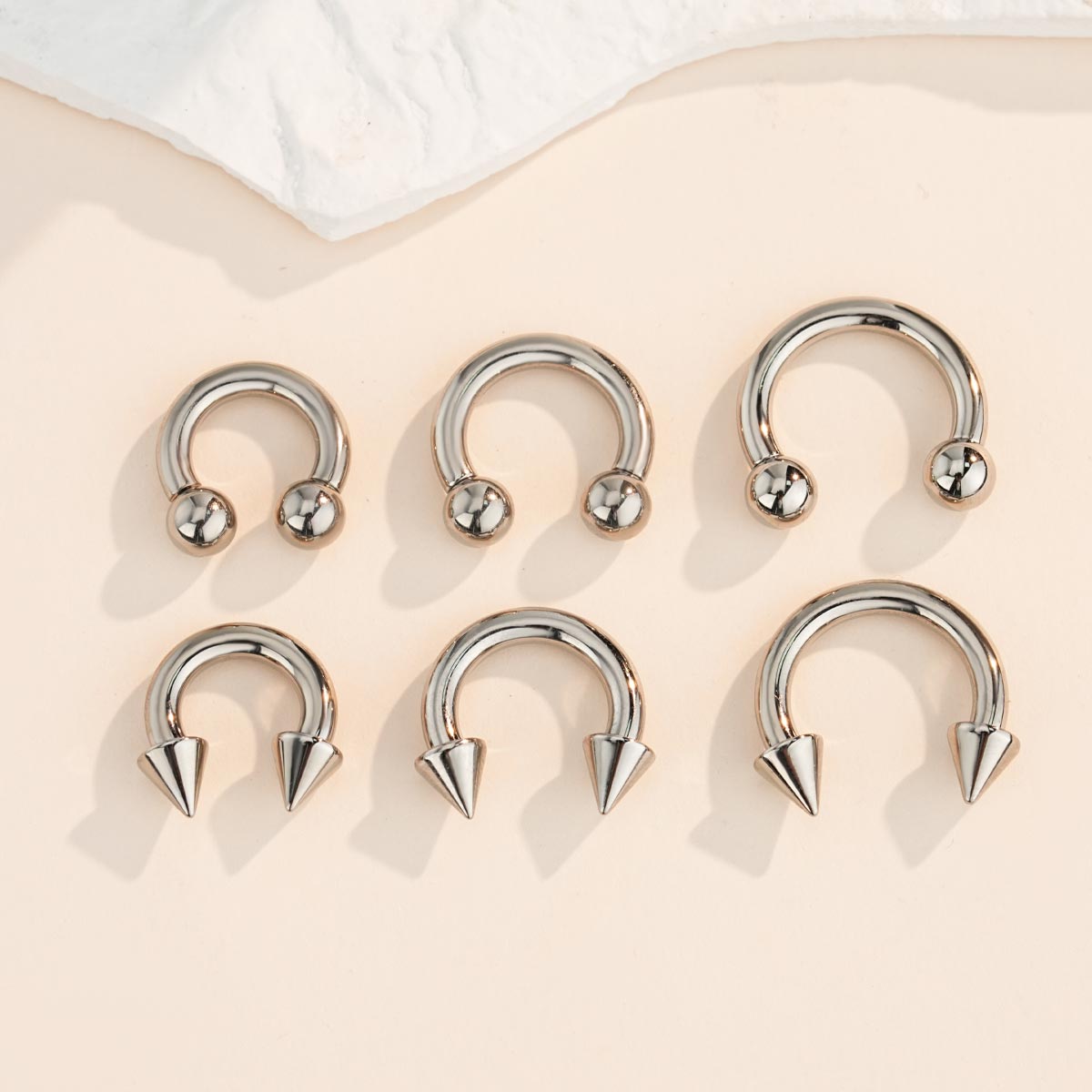 2PCS 12G Spike Ball Internally Threaded Titanium Septum Ring