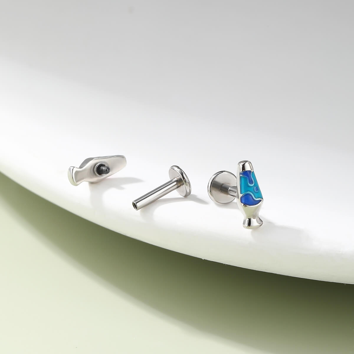 internally threaded lamp cartilage stud