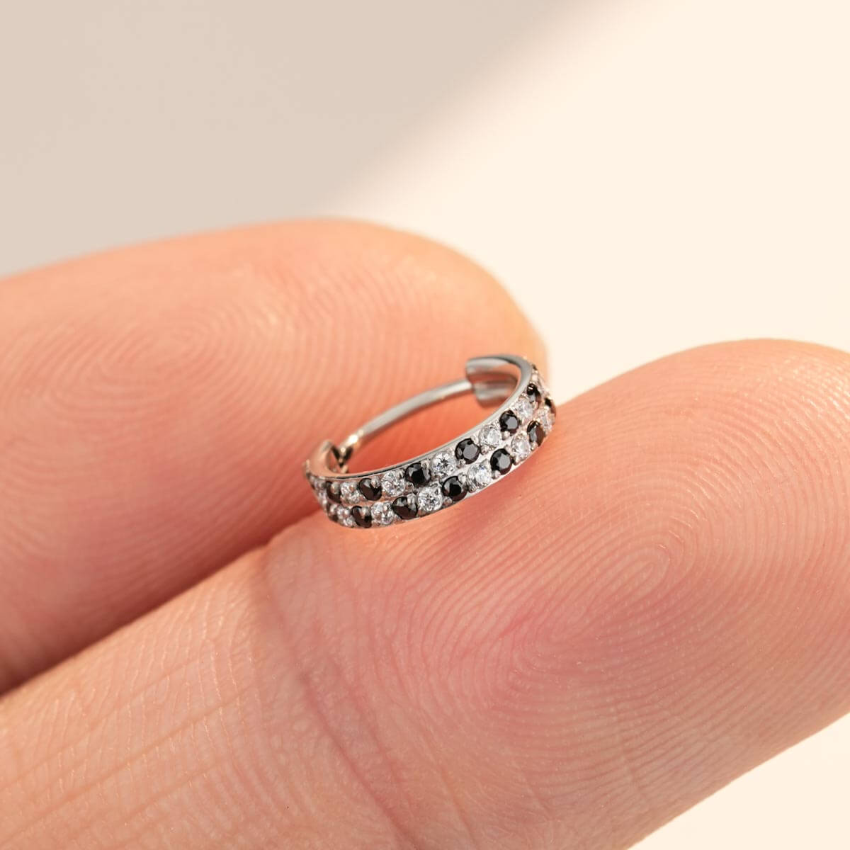 oufer Checkered nose ring