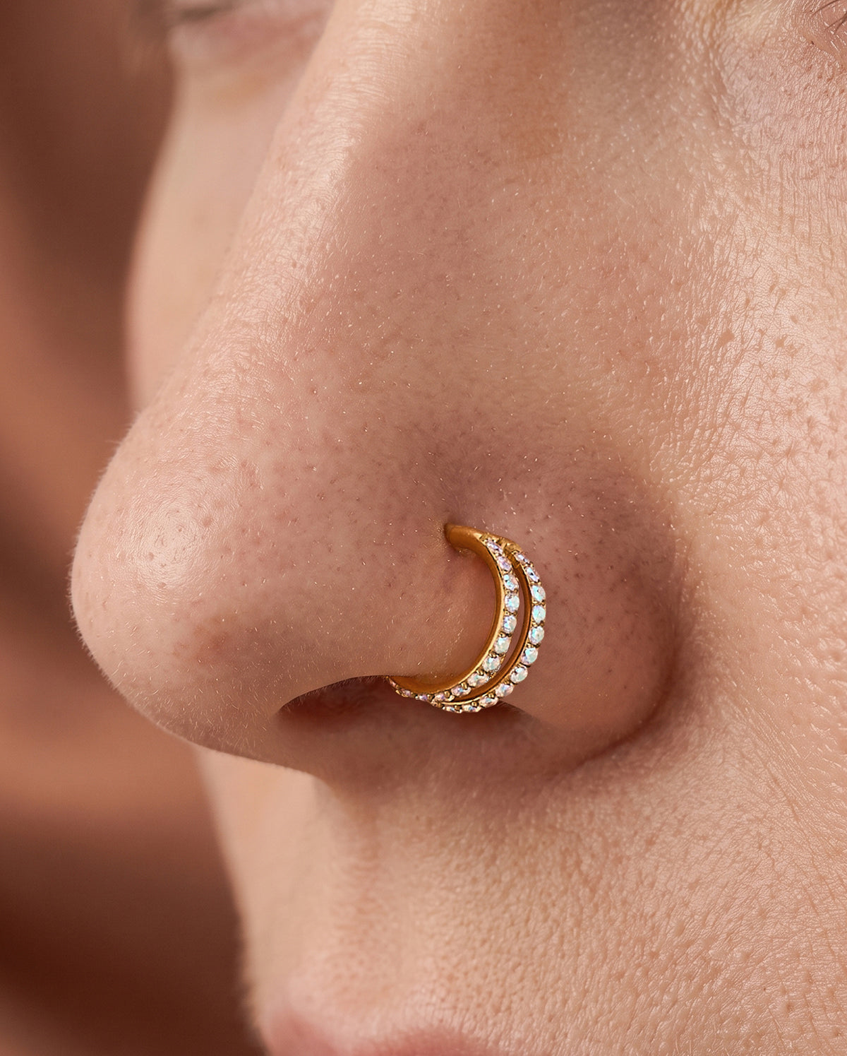 OUFER 20G Double Row AB CZ Segment Nose Hoop