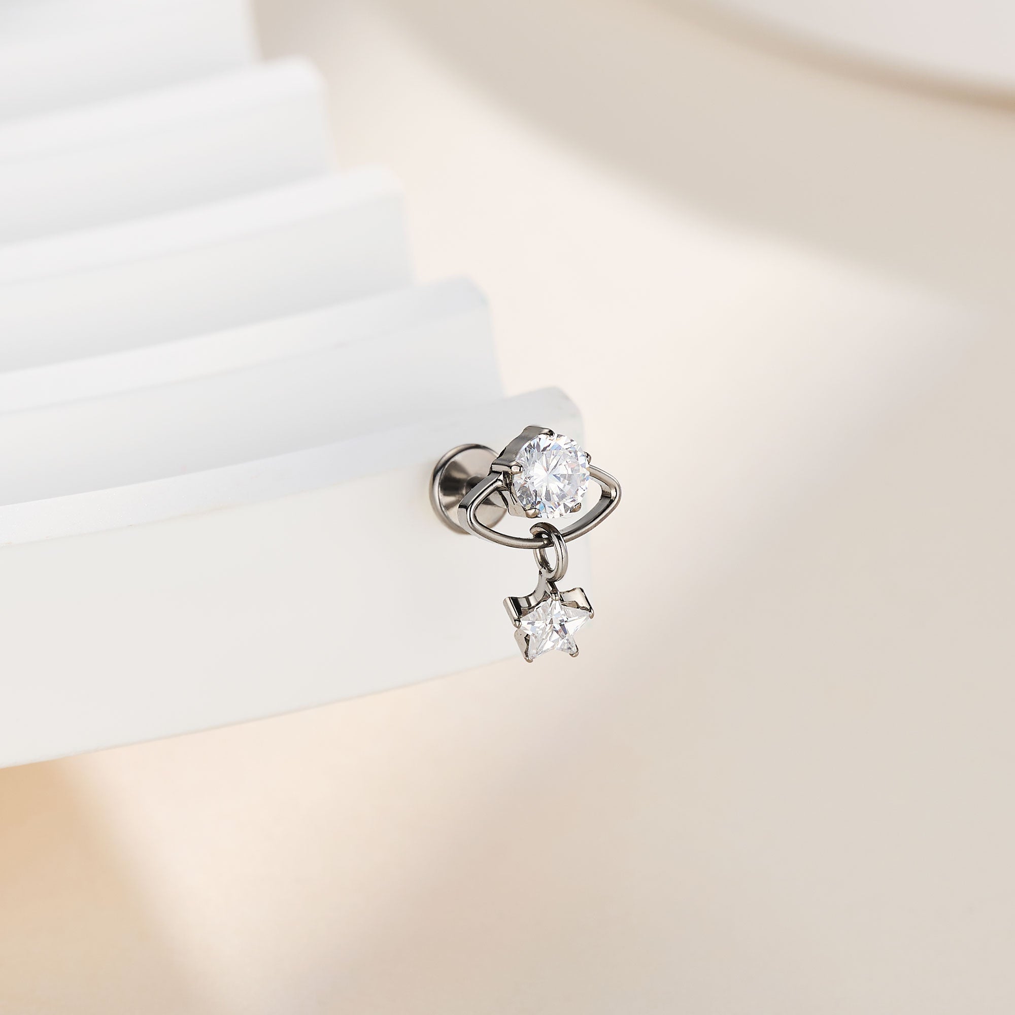 flat back cartilage stud