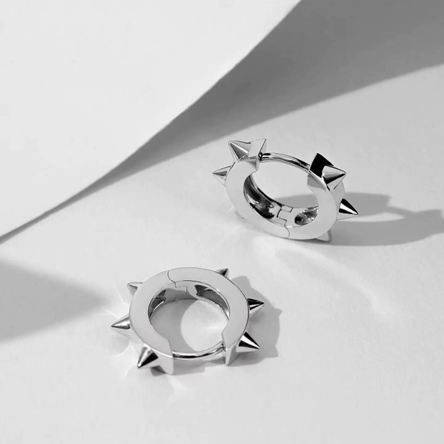 spike earring hoop