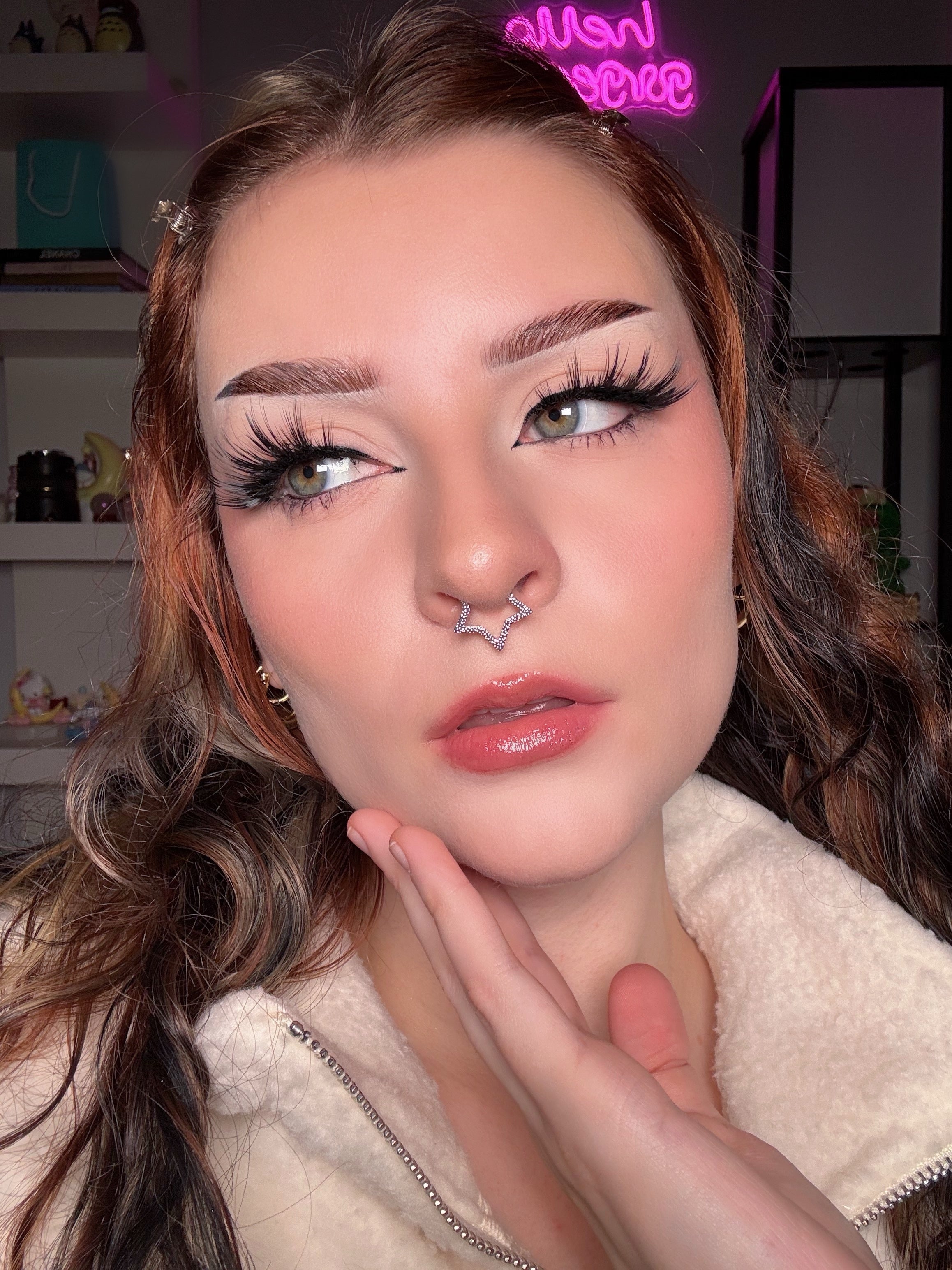 Hammered Texture Star Clicker Septum Ring