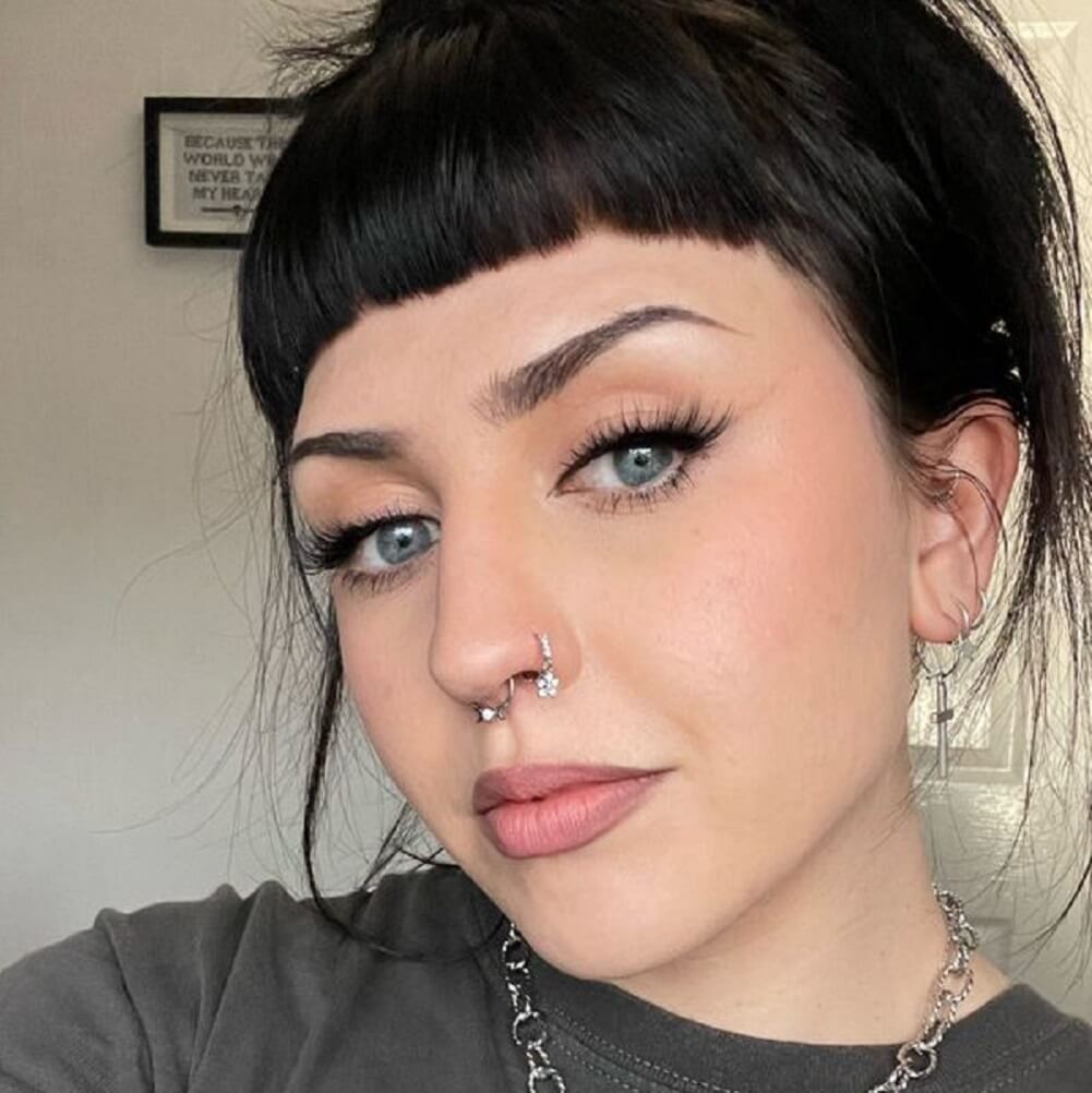 Flower Dangle Seamless Nose Ring