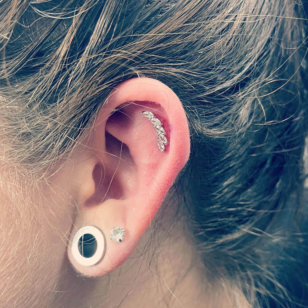 CZ Curved Cartilage Stud