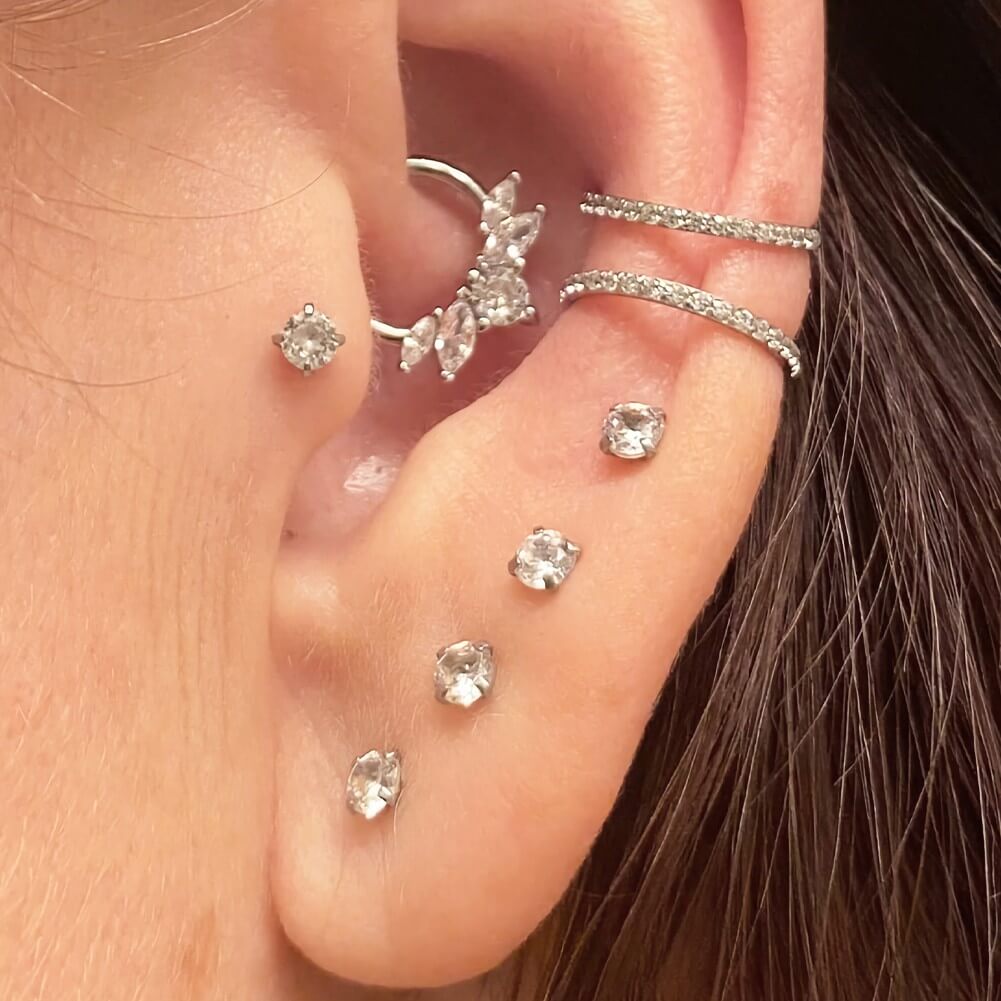 titanium lobe  stud