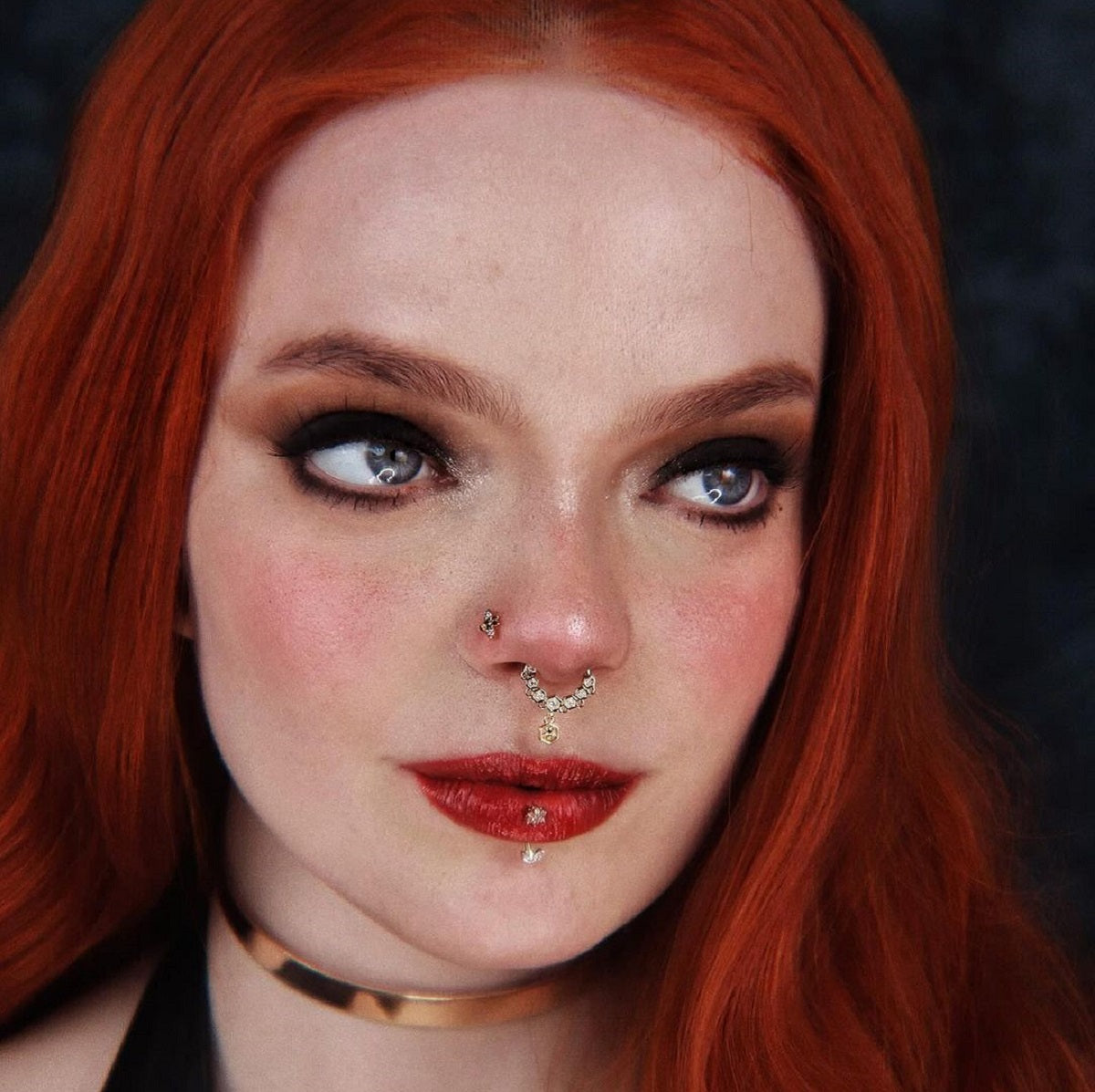 16G Bee and Honeycomb Gold Color Hinged Segment Septum Ring