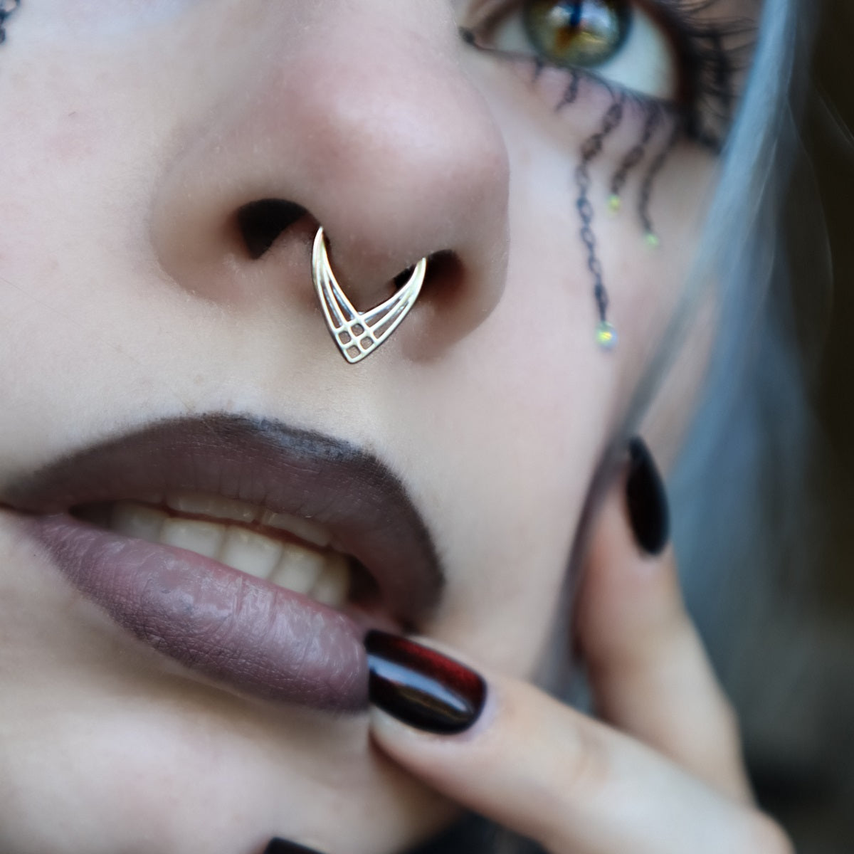 Geometric Line Triangle Segment Septum Ring
