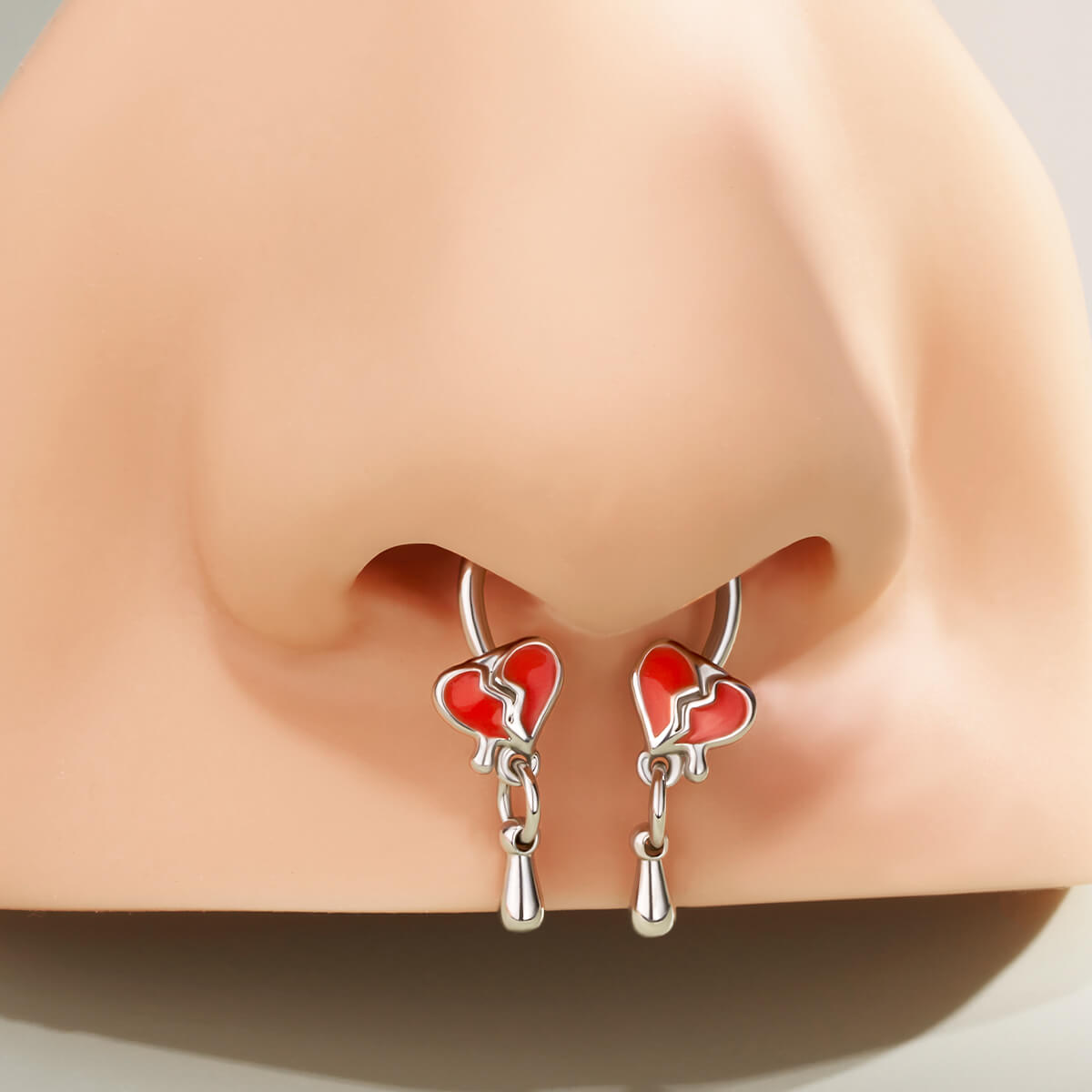 dangle septum piercing