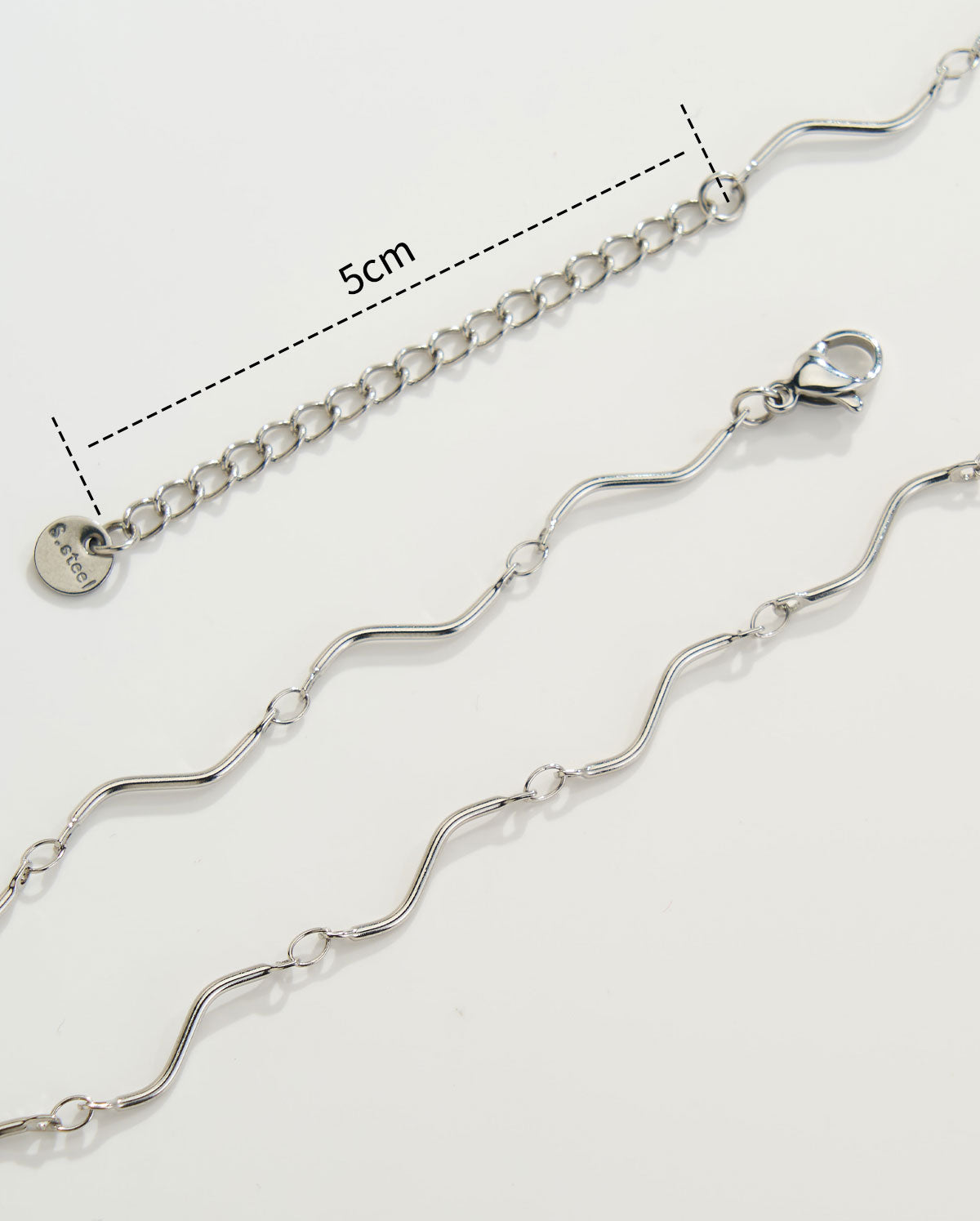 Minimalist Geometric Wave Necklace