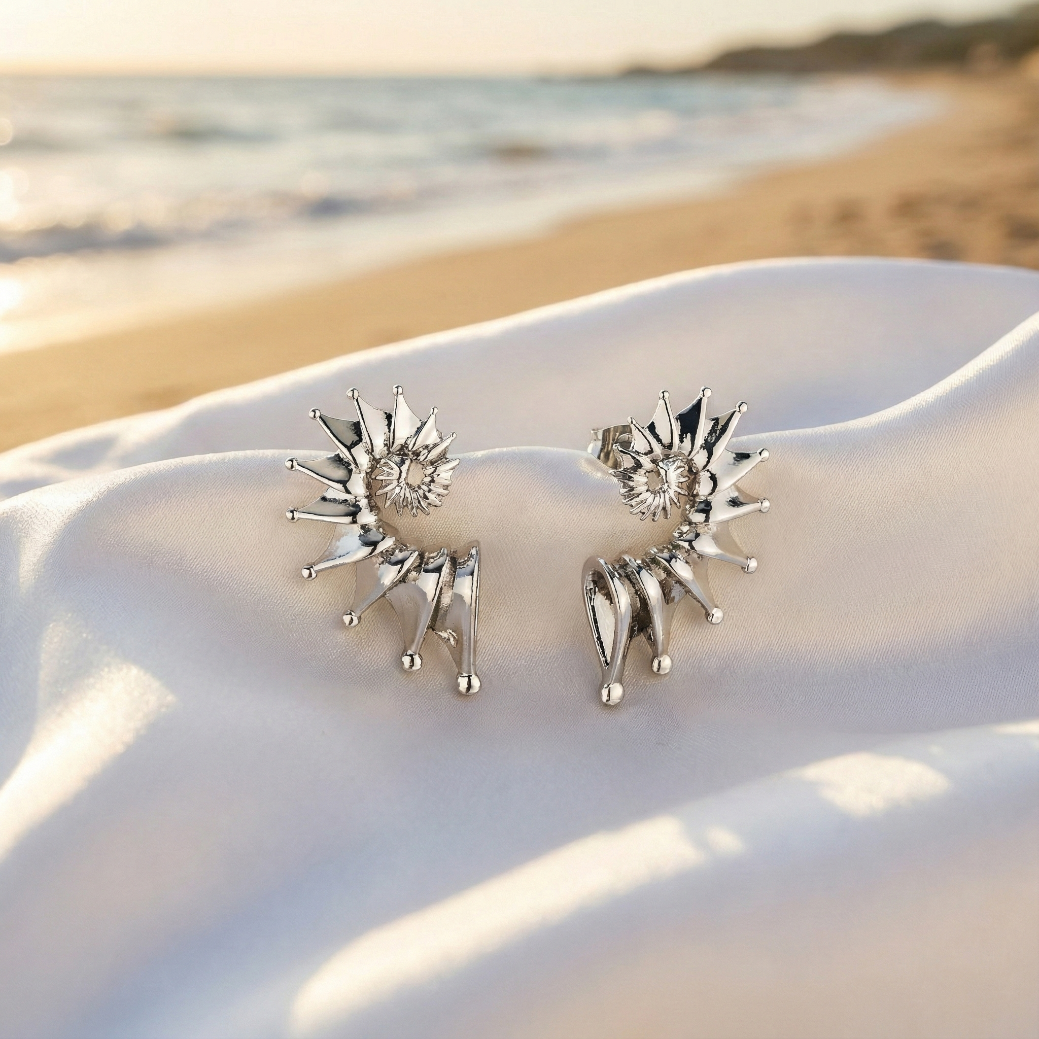 2PCS Spiral Shell Stud Earrings