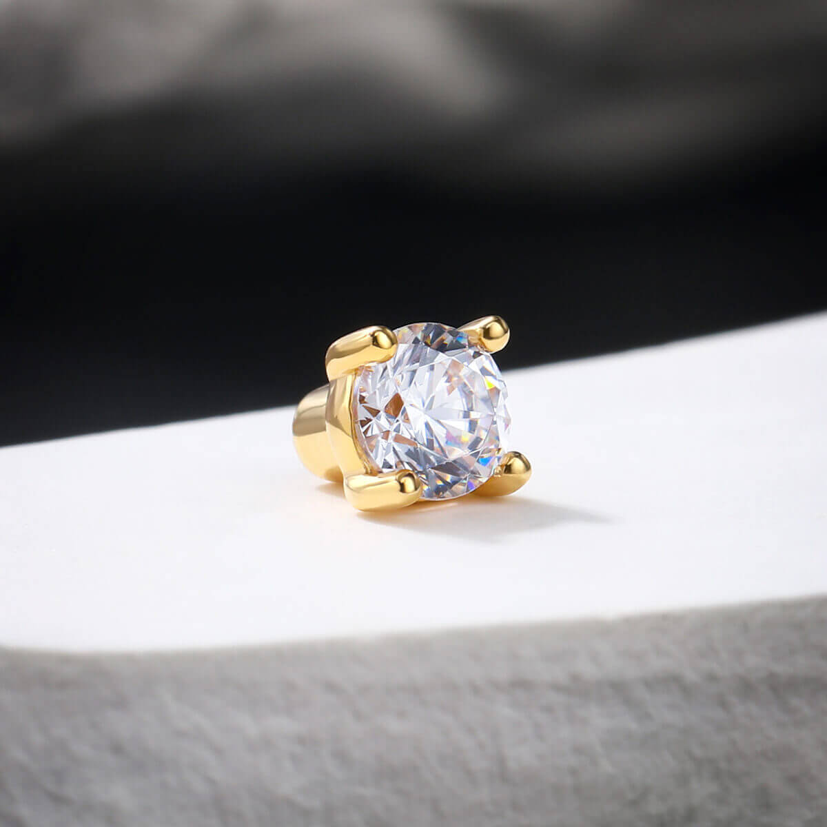 Or 14K Clear CZ Boule de remplacement 14G Anneaux de ventre Boule 14G CZ