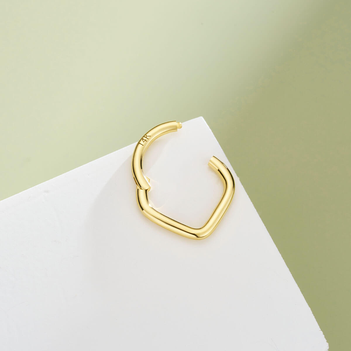 14k gold v shape septum ring
