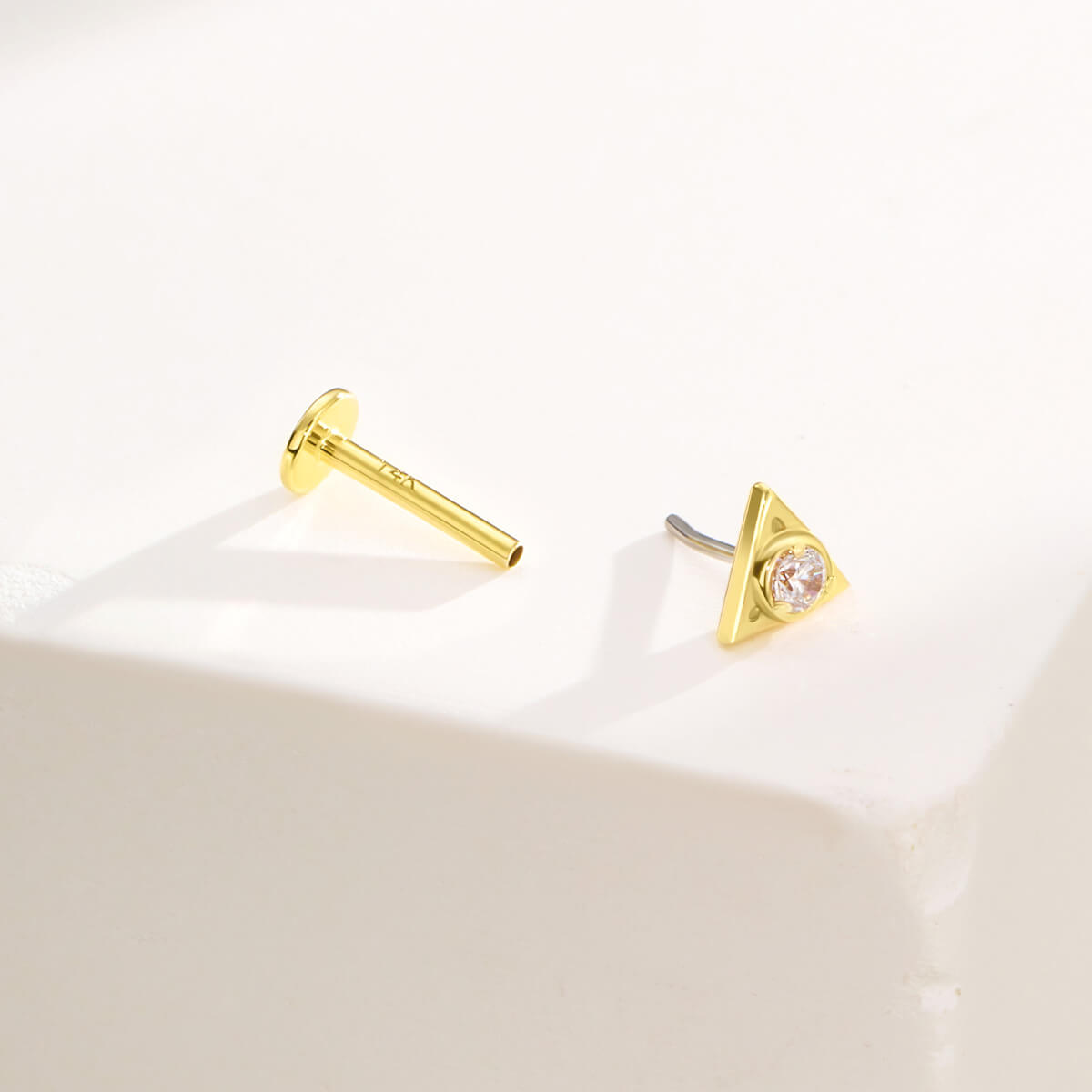 threadless triangle nose piercing