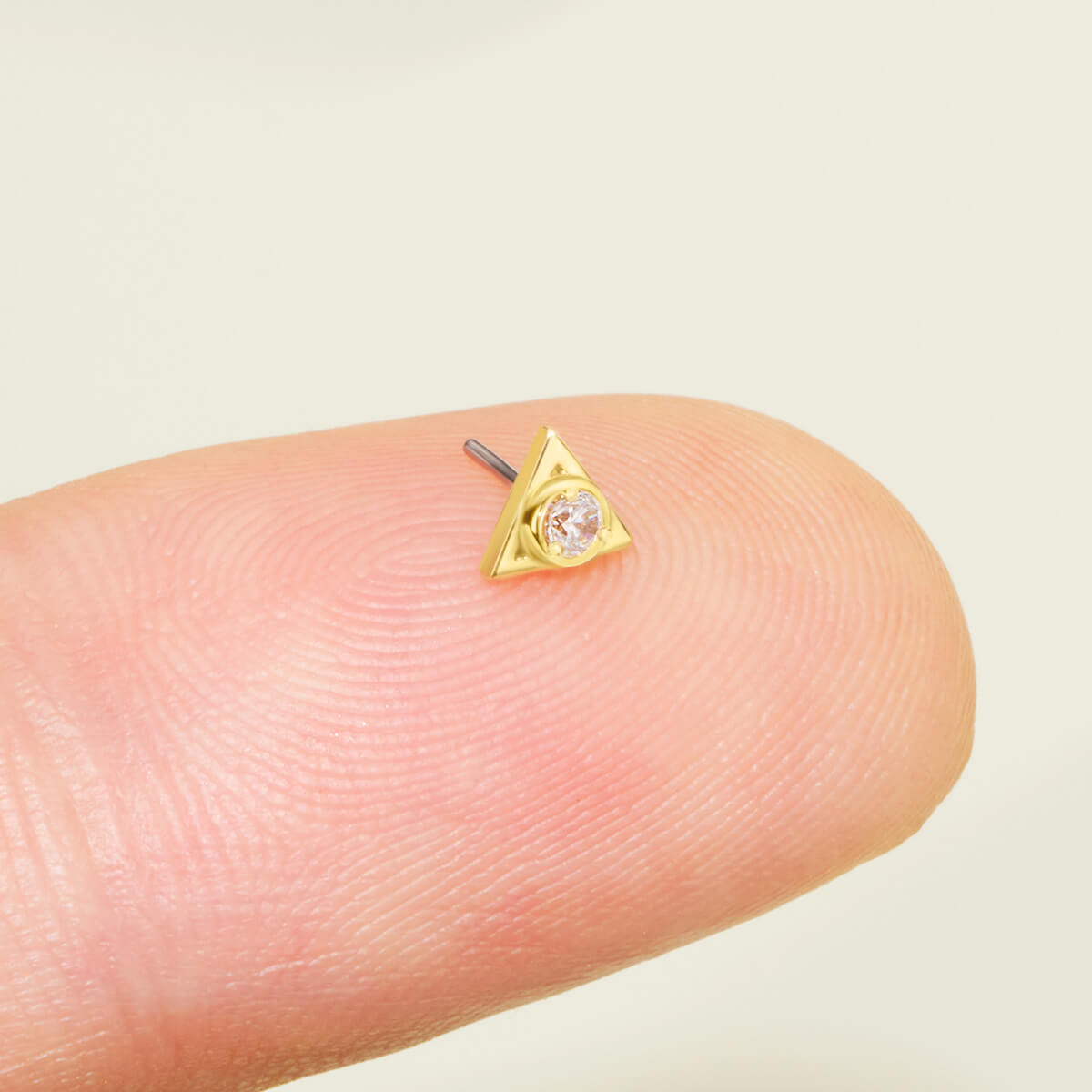 threadless triangle nose piercing