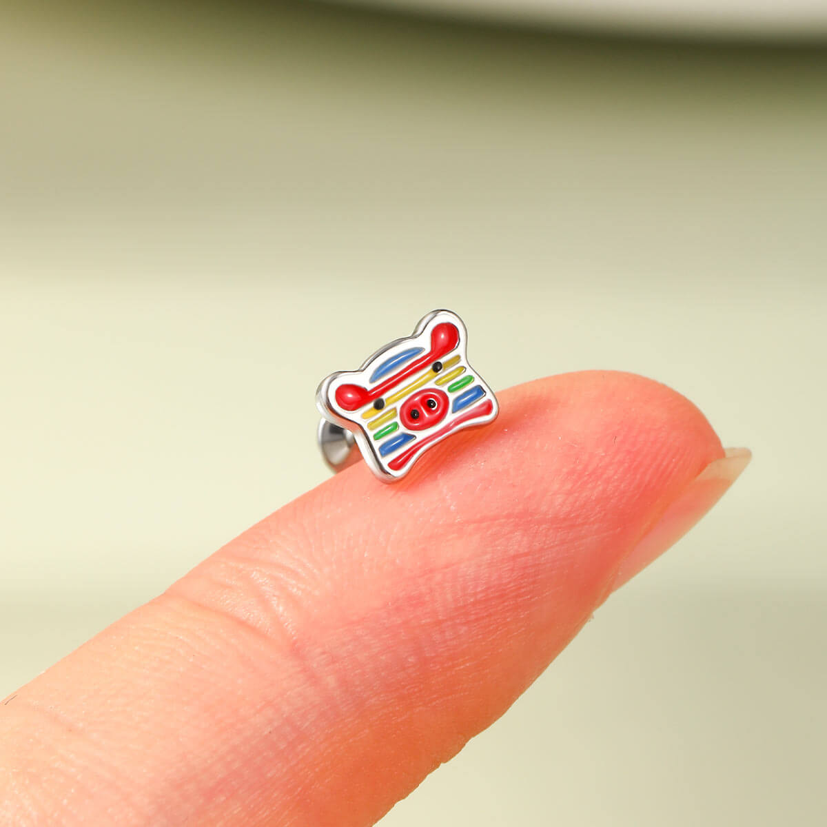 cute rainbow pig cartilage stud 