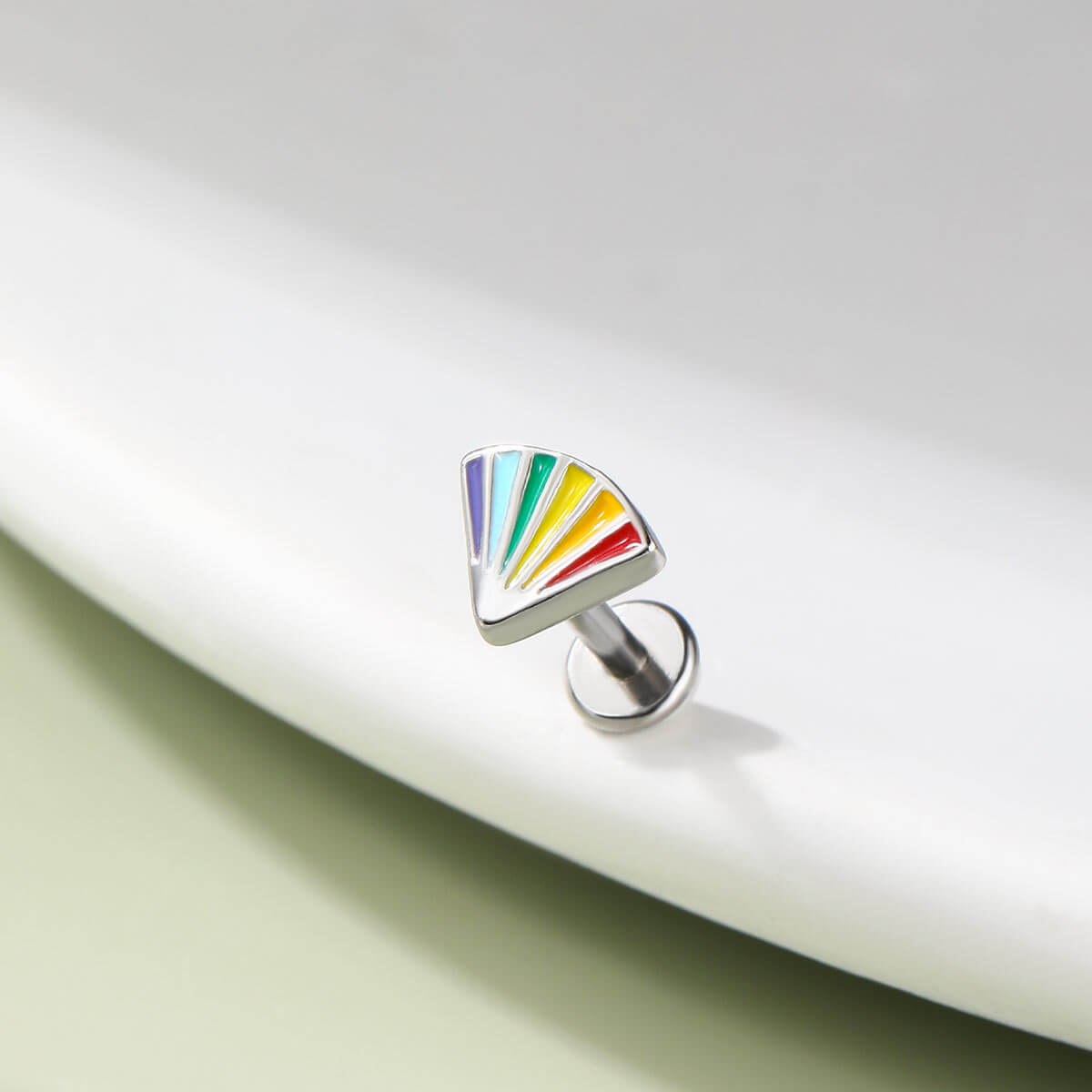 oufer rainbow fan cartilage stud 