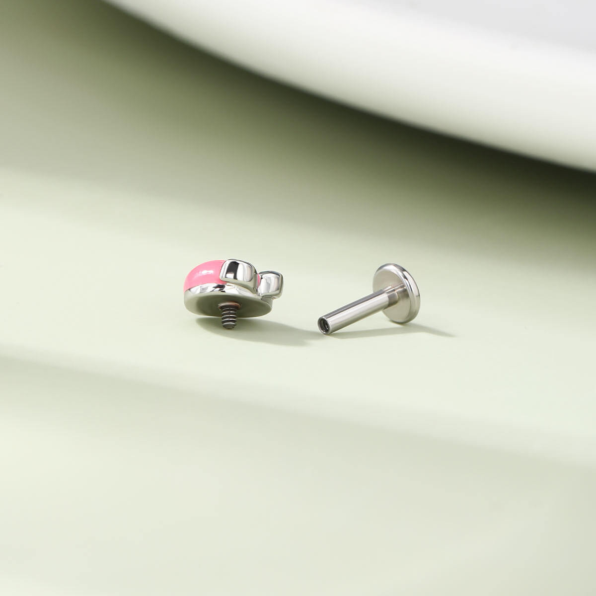 internally threaded Peach cartilage stud 