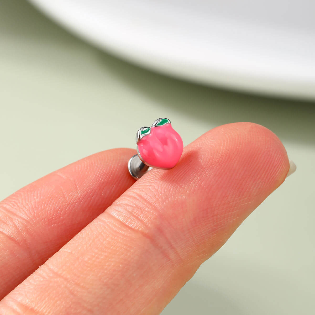 oufer Peach cartilage stud 