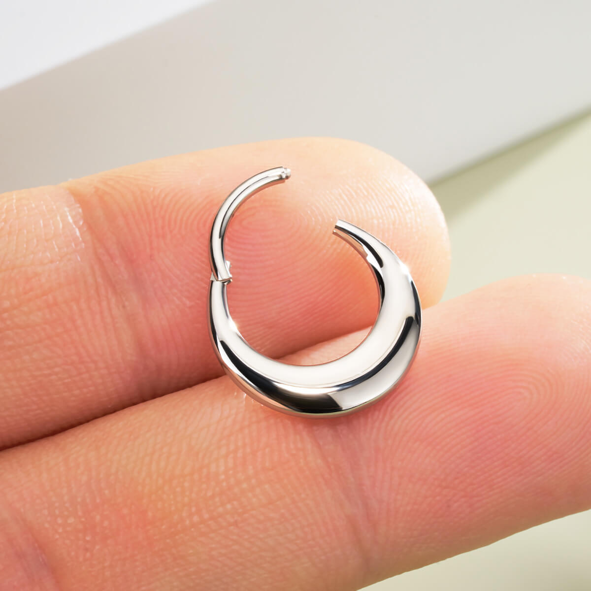 segment thick septum ring