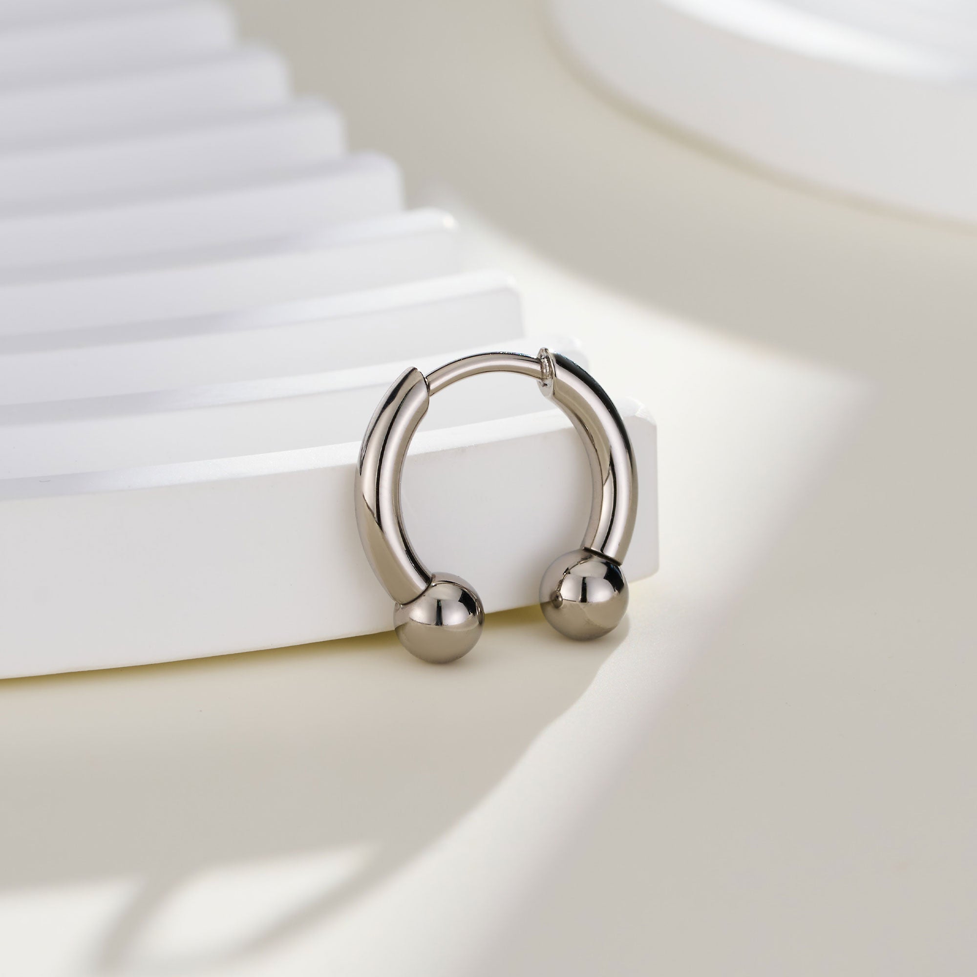 Threadless Titanium Horseshoe Septum Ring
