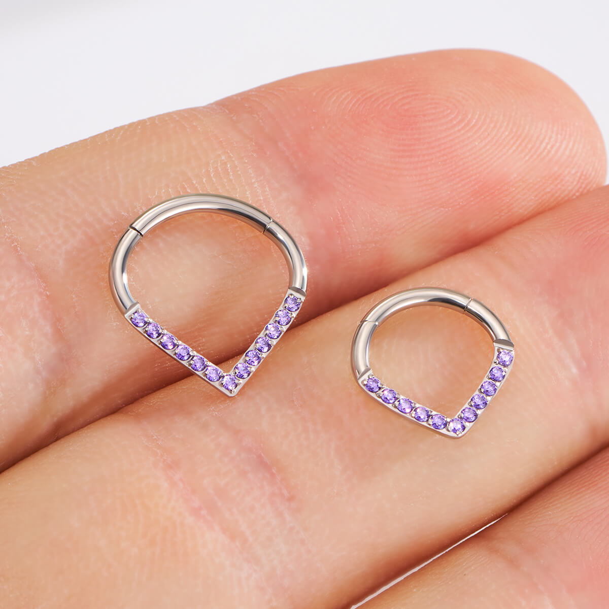 16G 8/10mm Clear CZ V-shape Titanium Septum Ring