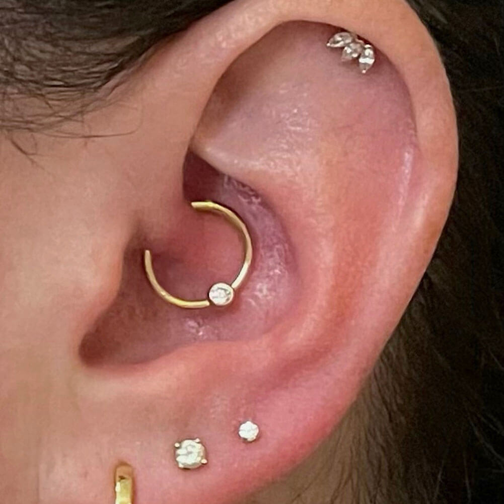 threadless cartilage stud