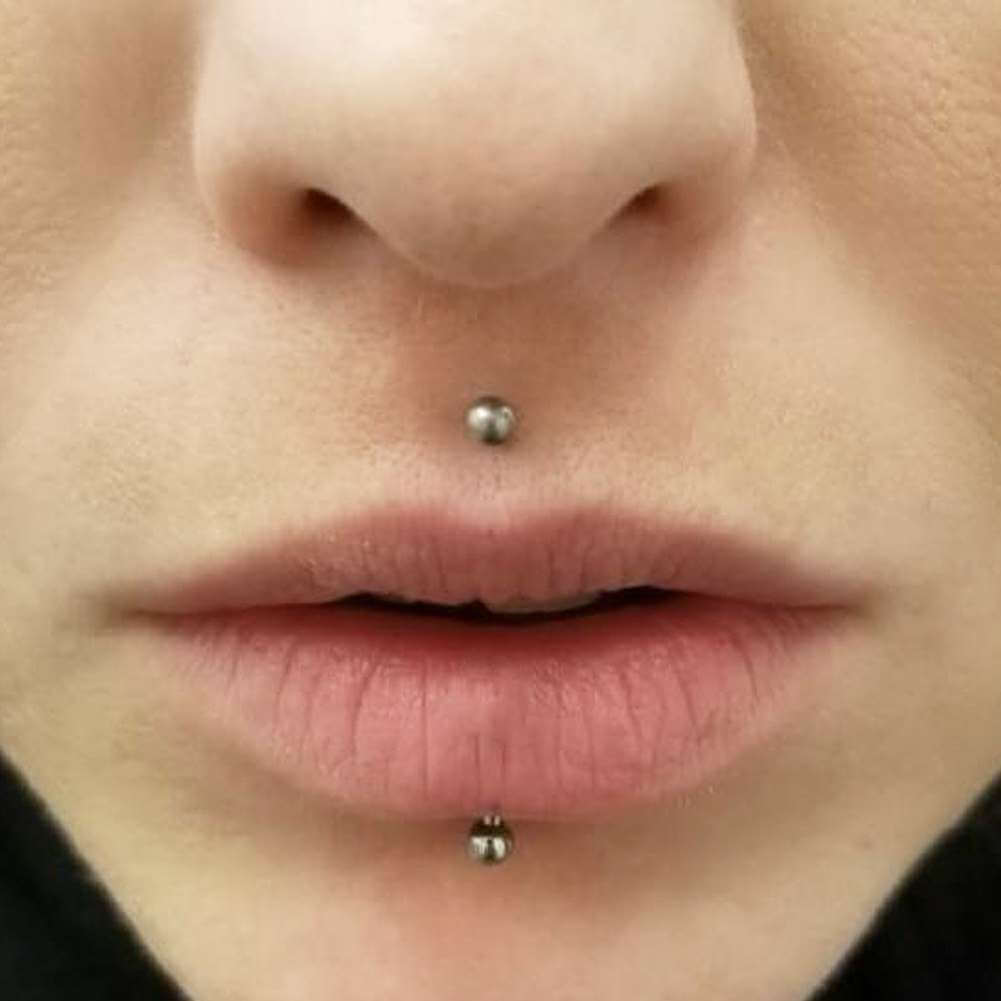 flat back labret piercing